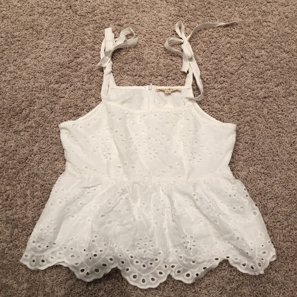 100% cotton liner lace tank with ties.